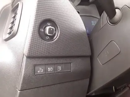 Photo 19 DS DS 4  Hybride E-Tense 225 EAT8