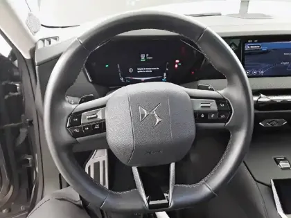 Photo 8 DS DS 4  Hybride E-Tense 225 EAT8