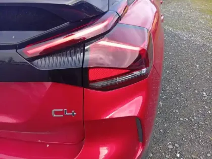 Photo 16 Citroën C4  BlueHDi 130 EAT8