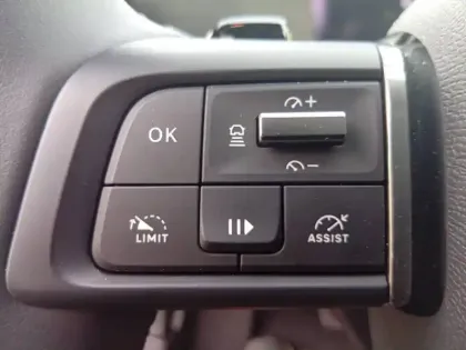 Photo 24 Citroën C4  BlueHDi 130 EAT8