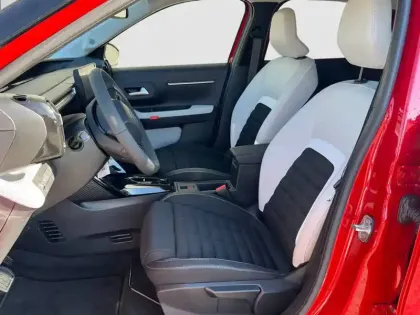 Photo 10 Citroën C3 Aircross  Hybride 145 e-DCS6