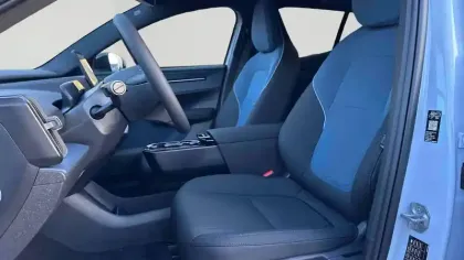 Photo 10 Volvo Ex30  Single Extended Range 272 ch 1EDT