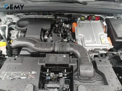 Photo 14 Renault Captur  E-Tech full hybrid 145 ch