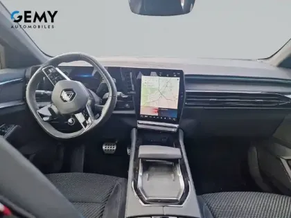 Photo 7 Renault Austral  E-Tech hybrid 200