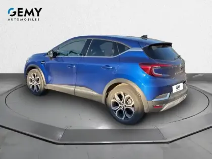 Photo 6 Renault Captur  E-Tech full hybrid 145