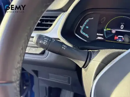 Photo 17 Renault Captur  E-Tech full hybrid 145