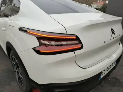 Photo 16 Citroën C4 e- X 136 ch Automatique