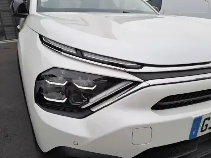 Photo 15 Citroën C4 e- X 136 ch Automatique