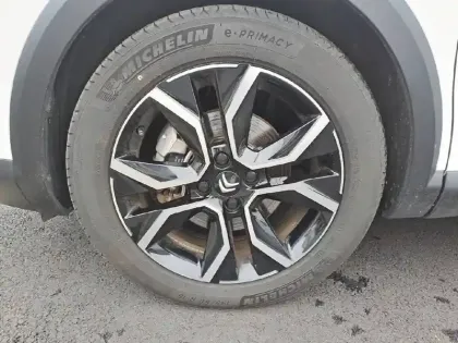 Photo 12 Citroën C4 e- X 136 ch Automatique