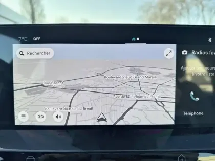 Photo 62 Citroën C4  Hybride 136 e-DCS6