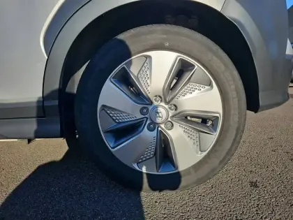 Photo 17 Hyundai Kona  Electrique 64 kWh - 204 ch