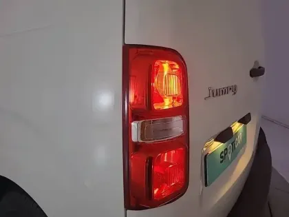 Photo 40 Citroën Jumpy  FGN M BLUEHDI 145 S&S EAT8