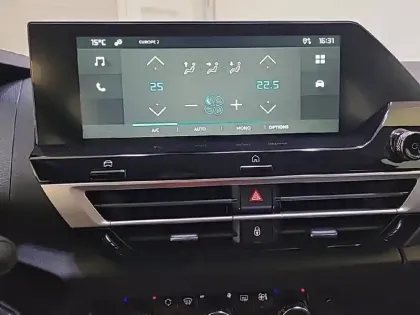 Photo 19 Citroën C4  Hybride 100 e-DCS6