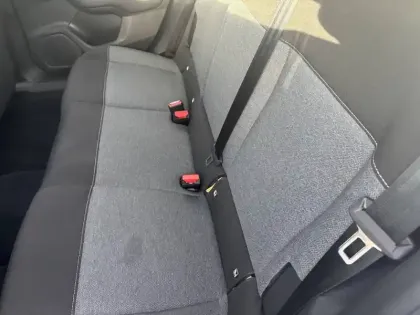 Photo 32 Citroën C4 e- 136 ch Automatique