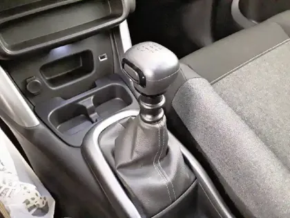 Photo 13 Citroën C3 Aircross  PureTech 110 S&S BVM6