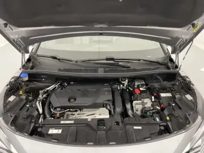 Photo 20 Peugeot 3008  Hybrid 225 e-EAT8