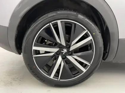 Photo 18 Peugeot 3008  Hybrid 225 e-EAT8