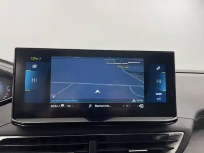 Photo 19 Peugeot 3008  Hybrid 225 e-EAT8