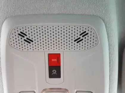 Photo 20 Citroën C4  Hybride 136 e-DCS6