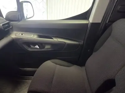 Photo 30 Peugeot Partner  FOURGON M 650 KG BLUEHDI 100 S&S BVM6