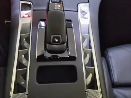 Photo 46 DS Ds 7 DS7 Crossback Hybride E-Tense 225 EAT8