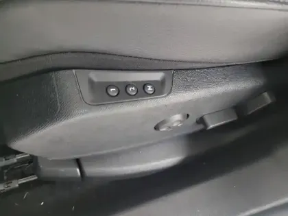 Photo 8 DS Ds 7 DS7 Crossback Hybride E-Tense 225 EAT8