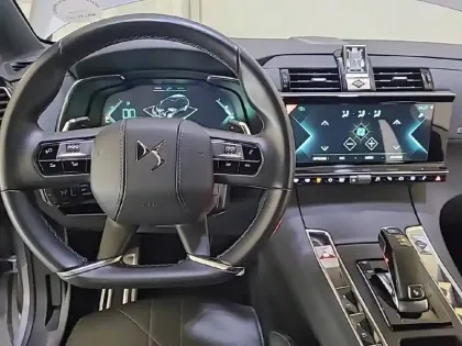 Photo 29 DS Ds 7 DS7 Crossback Hybride E-Tense 225 EAT8