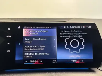 Photo 21 BMW Serie 2 Active Tourer 225e xDrive 245 ch DKG7