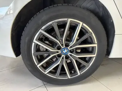 Photo 11 BMW Serie 2 Active Tourer 225e xDrive 245 ch DKG7