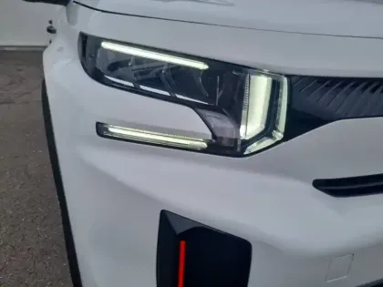 Photo 15 Citroën C3 Aircross  Hybride 145 e-DCS6