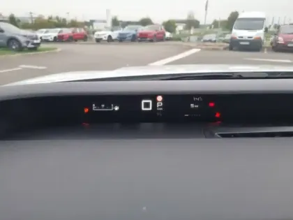 Photo 9 Citroën C3 Aircross  Hybride 145 e-DCS6