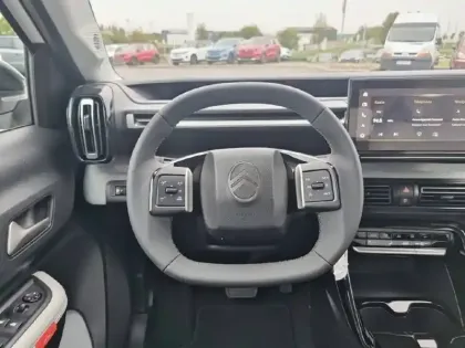 Photo 8 Citroën C3 Aircross  Hybride 145 e-DCS6