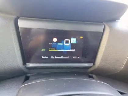 Photo 9 Citroën C4 e- 136 ch Automatique