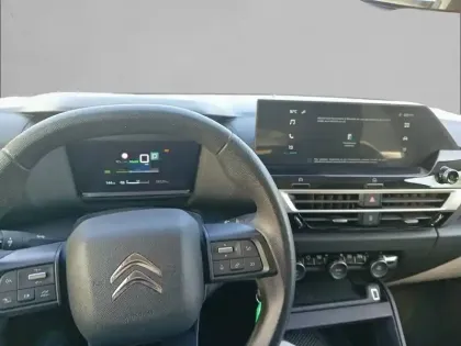 Photo 7 Citroën C4 e- 136 ch Automatique