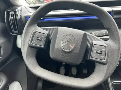 Photo 8 Citroën C3  Turbo 100 ch BVM6