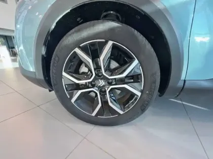 Photo 12 Citroën C4 e- 136 ch Automatique