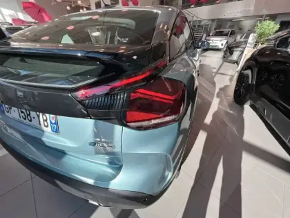 Photo 16 Citroën C4 e- 136 ch Automatique