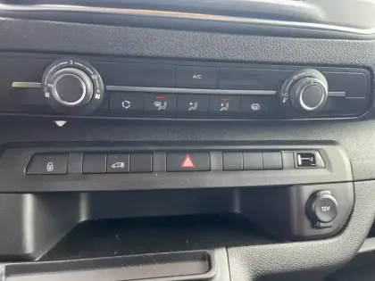 Photo 17 Citroën Jumpy E- FGN M 100 KW (136 CH) BATTERIE 75 KWH