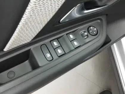 Photo 20 Citroën C4  BlueHDi 130 EAT8