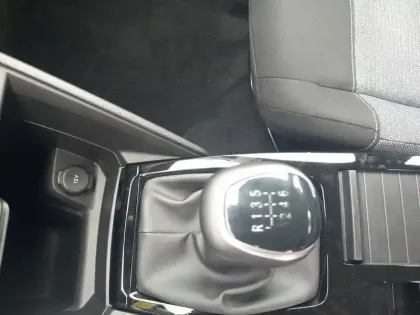 Photo 13 Citroën C4  PureTech 100 BVM6