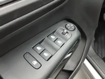 Photo 20 Citroën C5 aircross  Hybride Rechargeable 225 S&S e-EAT8