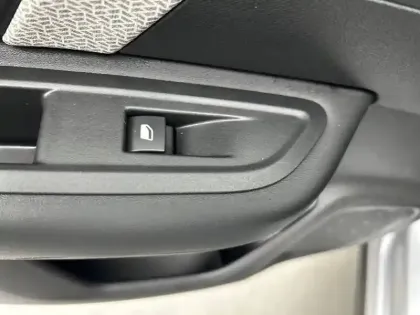 Photo 17 Citroën C4  BlueHDi 130 S&S EAT8