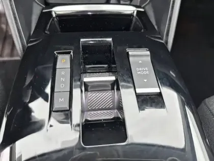 Photo 41 Citroën C4 Gén. III Ph1 Shine 5