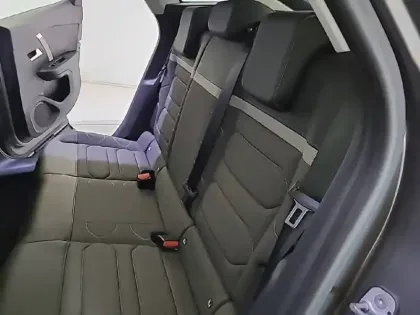 Photo 11 Citroën C4  BlueHDi 110 S&S BVM6