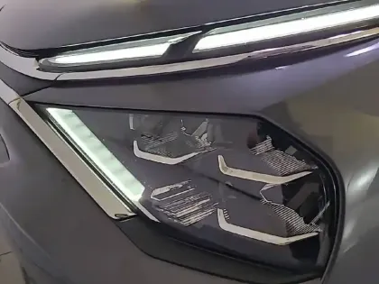 Photo 15 Citroën C4  BlueHDi 110 S&S BVM6