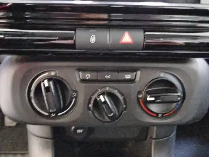 Photo 24 Citroën C3 Gén. III Ph2 YOU! 5