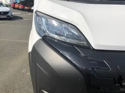 Photo 15 Peugeot Boxer  FOURGON TOLE 3.5 T L2H2 140 S&S BVM6