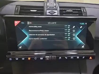 Photo 29 DS DS 7 DS7 Crossback Hybride E-Tense 225 EAT8