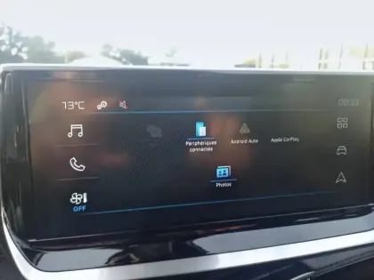 Photo 19 Peugeot 2008  Hybrid 145 e-DCS6