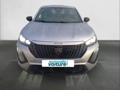 Photo 21 Peugeot 2008  Hybrid 145 e-DCS6